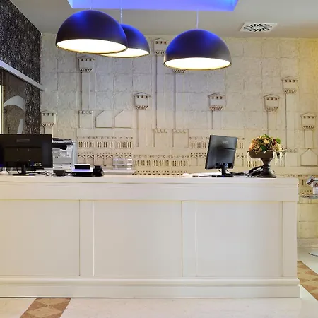 Zanhotel Regina 3*