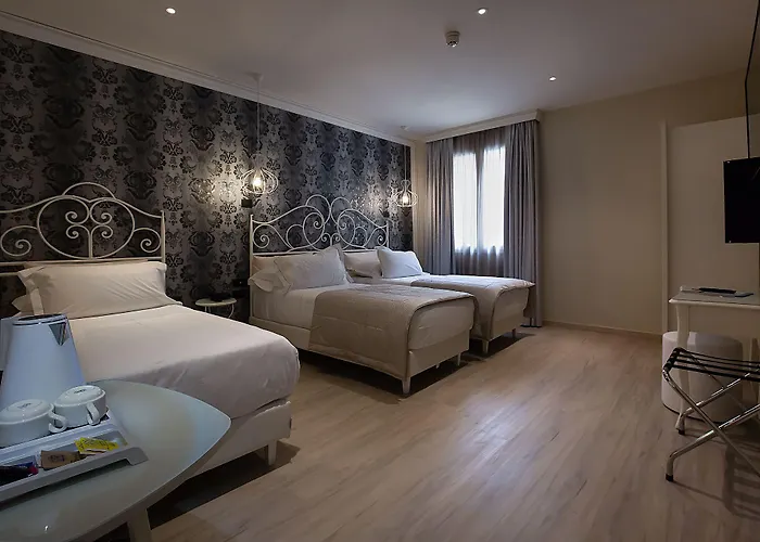 Zanhotel Regina מלון בולוניה