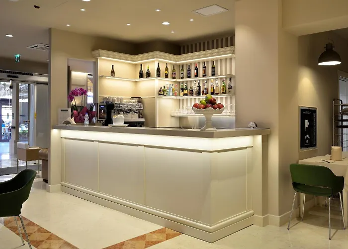 מלון Zanhotel Regina בולוניה