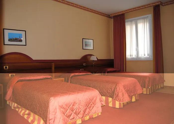 מלון Zanhotel Regina 3*