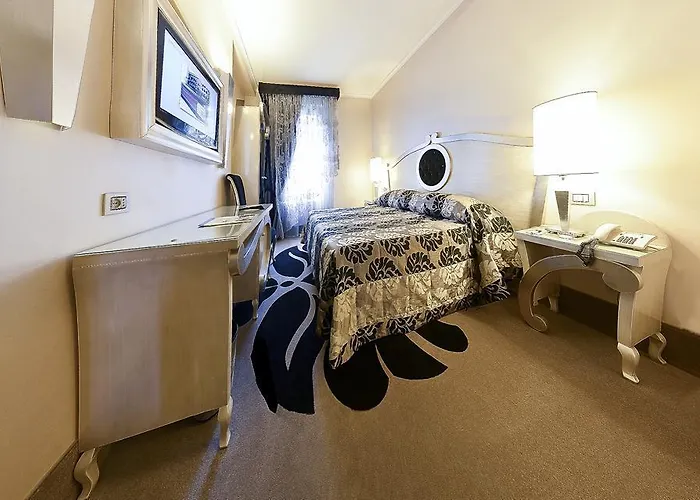 Zanhotel Regina בולוניה