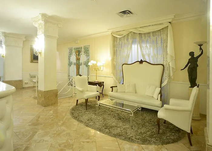 Zanhotel Regina מלון בולוניה