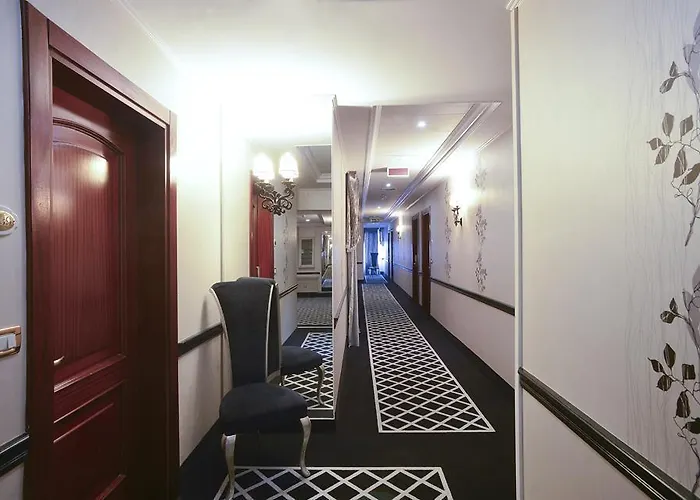 Zanhotel Regina מלון בולוניה