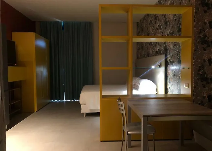 מלון Zanhotel Regina