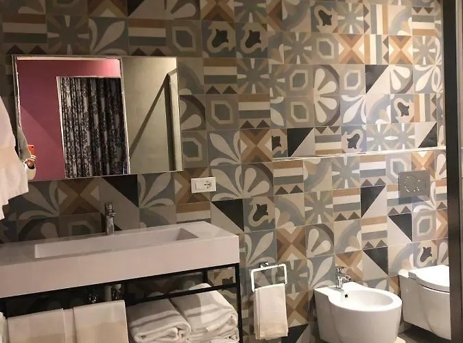 מלון Zanhotel Regina 3*