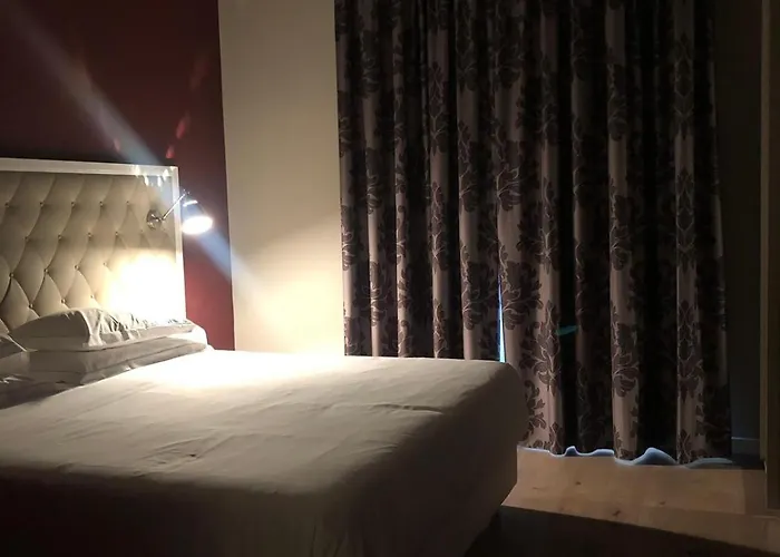 Zanhotel Regina Ξενοδοχείο Μπολόνια