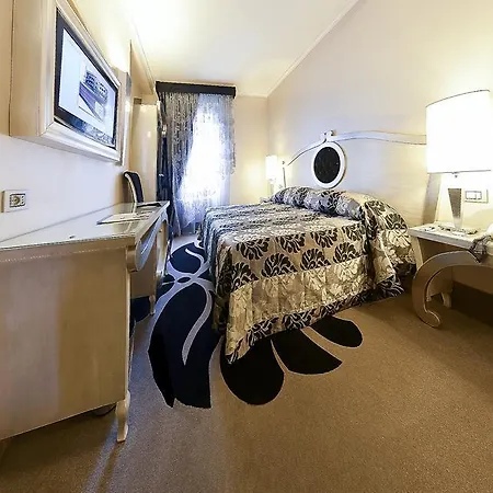 Zanhotel Regina Bolonia