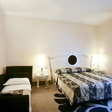 Zanhotel Regina 3*