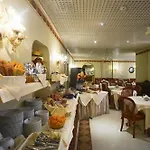 Zanhotel Regina 3* Болонья