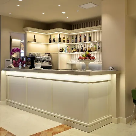 Hotel Zanhotel Regina Boloňa