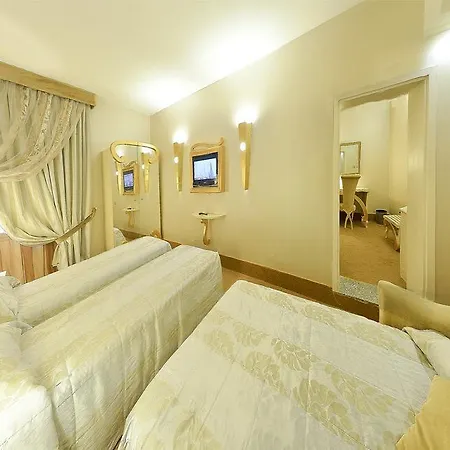 Hotel Zanhotel Regina 3*
