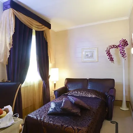 Zanhotel Regina Hotel Boloňa