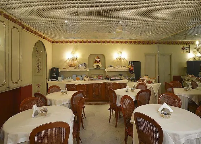 Zanhotel Regina Hotel